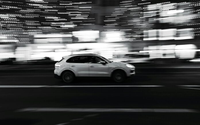 Automobilių eismas (nuotr. Nikita Pishchugin) Automobilių eismas (nuotr. Nikita Pishchugin)