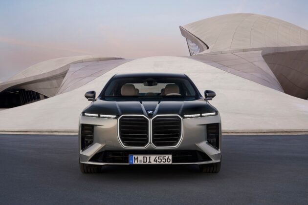 Atnaujinta BMW 7 serija