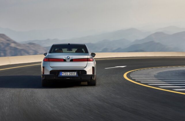 Atnaujinta BMW 7 serija