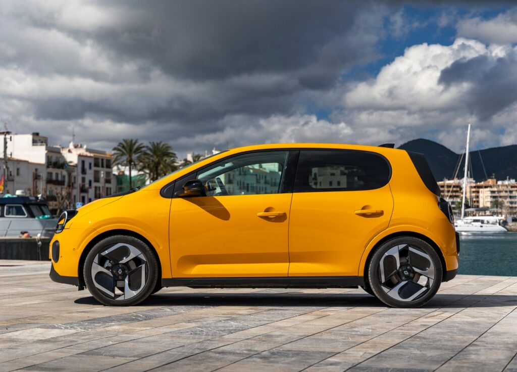 Elektrinis „Renault Twingo e-Tech“