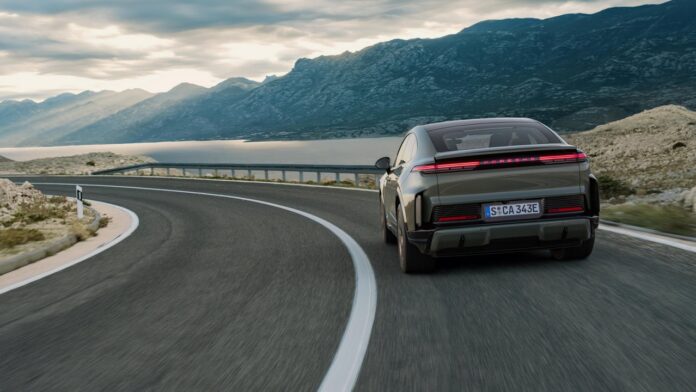 Elektrinis „Porsche Cayenne Coupe“ (nuotr. gamintojo)