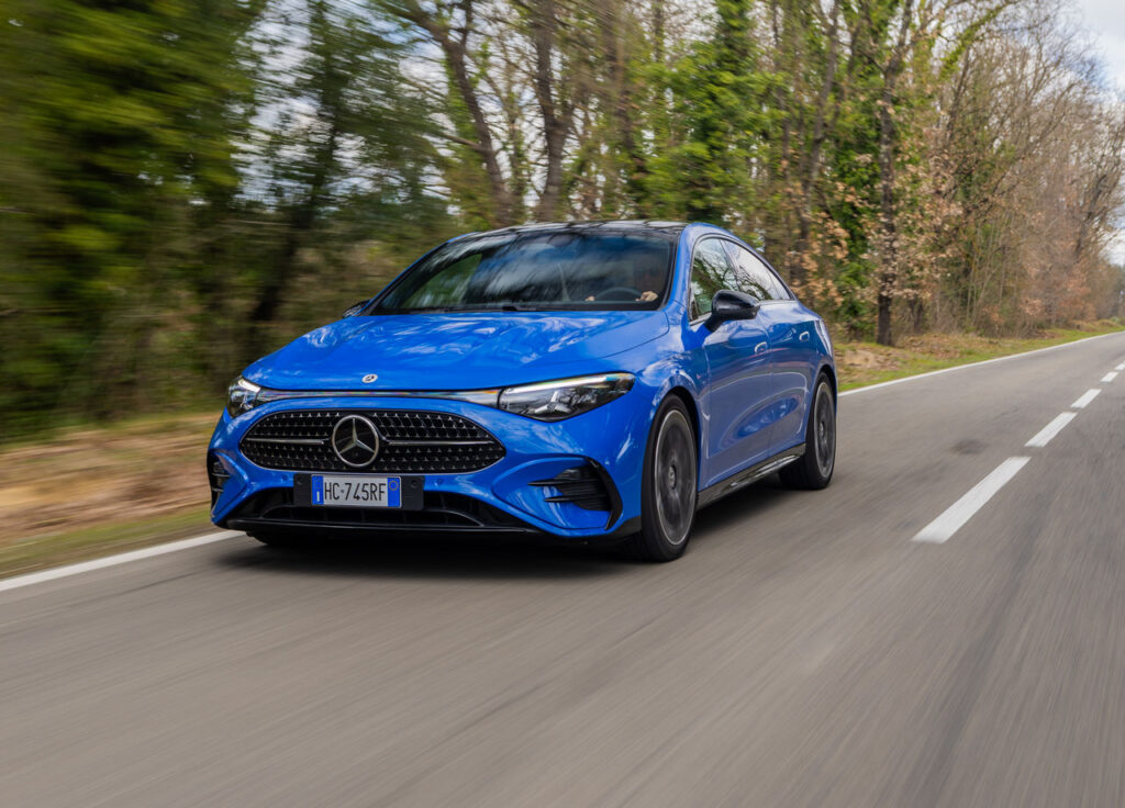 Mercedes-Benz CLA 200 4MATIC AMG Line