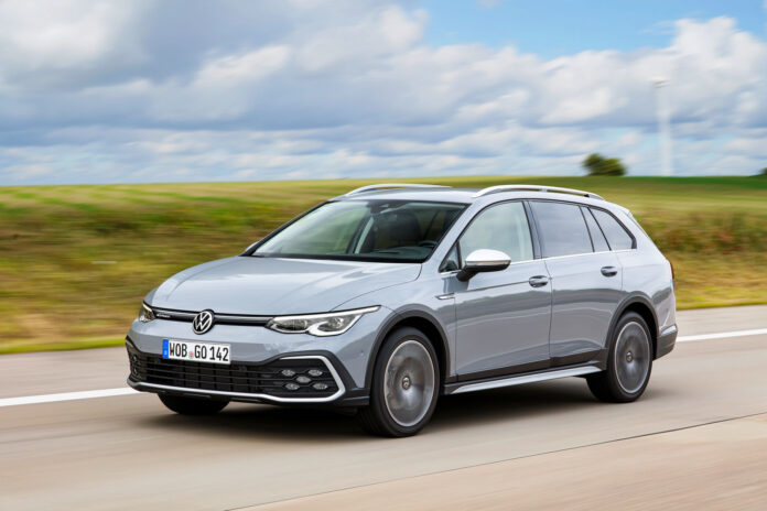 Volkswagen Golf Alltrack (nuotr. gamintojo)
