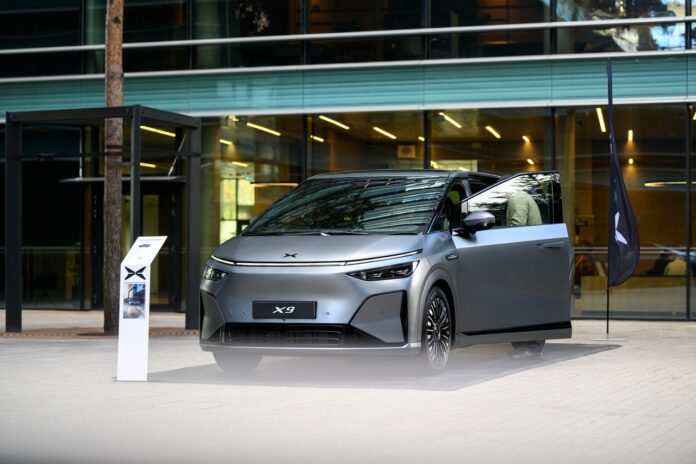 „XPENG P7+“ ir „X9“ automobilių pristatymas Vilniuje
