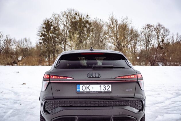 Trecios kartos „Audi Q3 SUV nuotr. Automobilistika 2