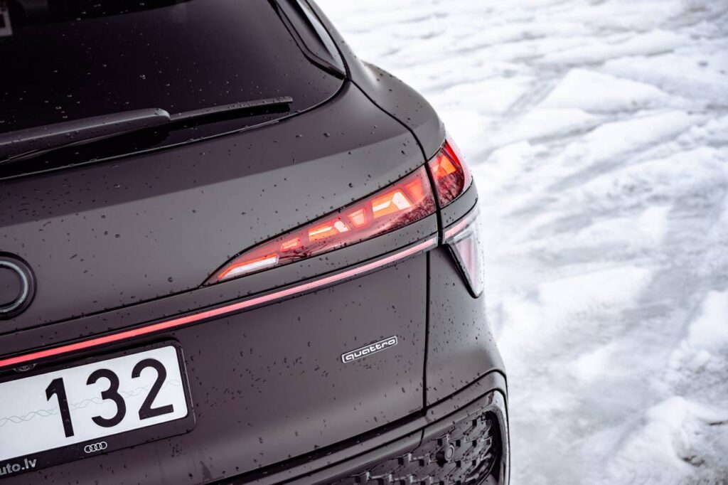 Trecios kartos „Audi Q3 SUV nuotr. Automobilistika 4