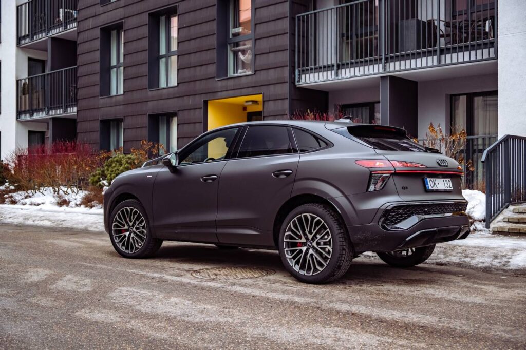Trecios kartos „Audi Q3 SUV nuotr. Automobilistika 72