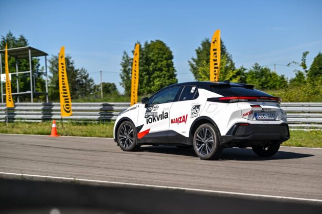 &bdquo;Toyota&ldquo; automobiliai &bdquo;Press Rally&ldquo; varžybose (nuotr. organizatorių)