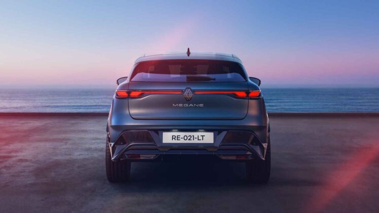 Atnaujinta &bdquo;Renault Megane e-Tech&ldquo; (nuotr. gamintojo)