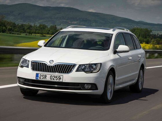 Atnaujintas &bdquo;&Scaron;koda Superb Combi&ldquo; (nuotr. gamintojo)