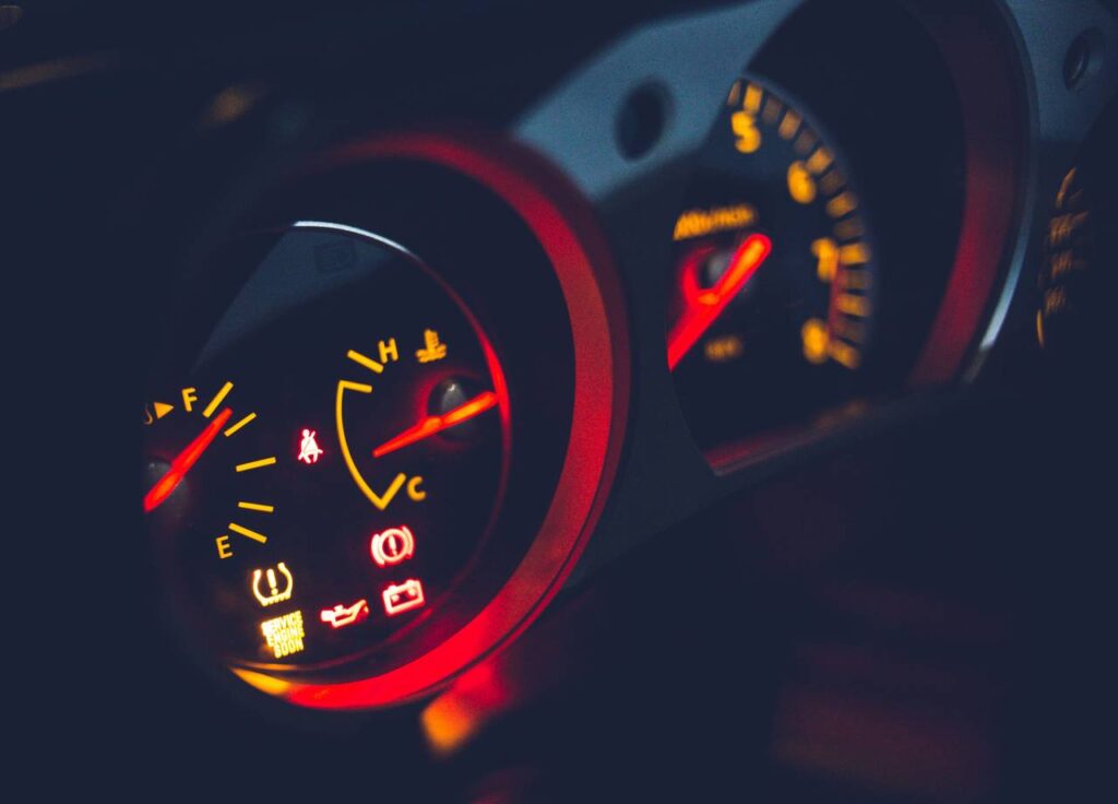 Automobilio prietaisų skydelis (nuotr. Pexels)