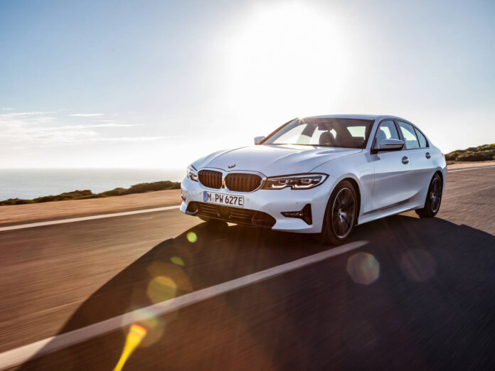 BMW 330e (nuotr. gamintojo)