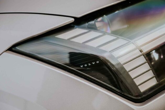 Elektrinis &bdquo;Volvo ES90&ldquo; sedanas (nuotr. Automobilistika.lt)