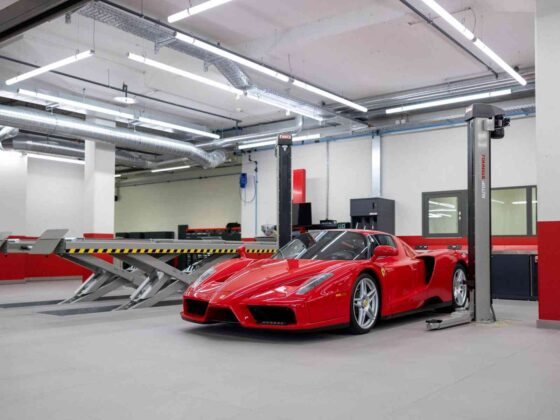 Naujas &bdquo;Ferrari&ldquo; salonas &Scaron;veicarijoje (nuotr. gamintojo)