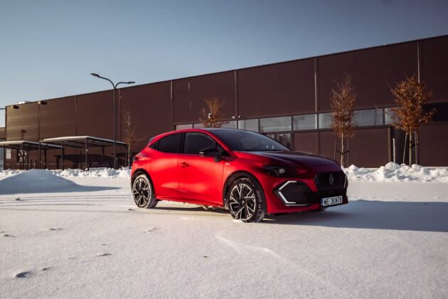 Naujos kartos hibridinis „Renault Clio e Tech nuotr. Automobilistika 1