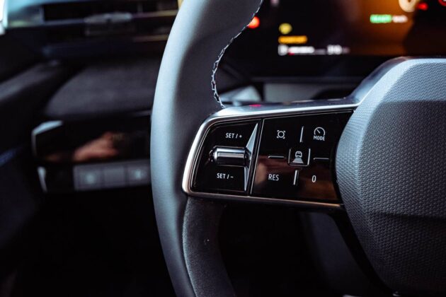 Naujos kartos hibridinis „Renault Clio e Tech nuotr. Automobilistika 18