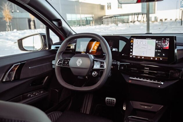 Naujos kartos hibridinis „Renault Clio e Tech nuotr. Automobilistika 29