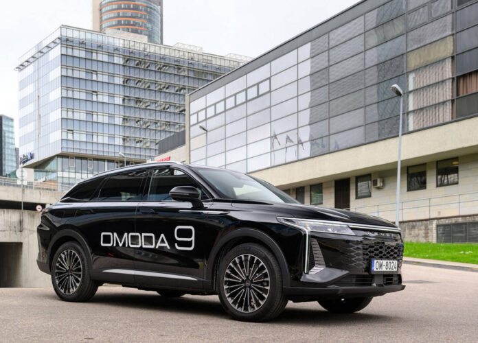 „Omoda 9 Super Hybrid“ (nuotr. gamintojo)