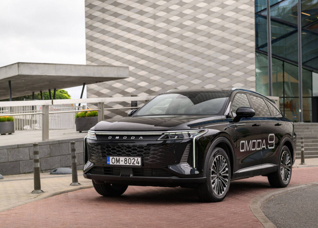 „Omoda 9 Super Hybrid“ (nuotr. gamintojo)