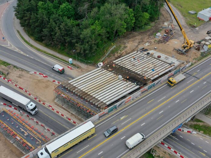 Rekonstruojamas Gariūnų viadukas (nuotr. Via Lietuva) Rekonstruojamas Gariūnų viadukas (nuotr. Via Lietuva)