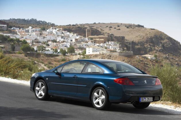&bdquo;Peugeot 407 Coup&eacute; 3.0 V6&ldquo; (nuotr. gamintojo)