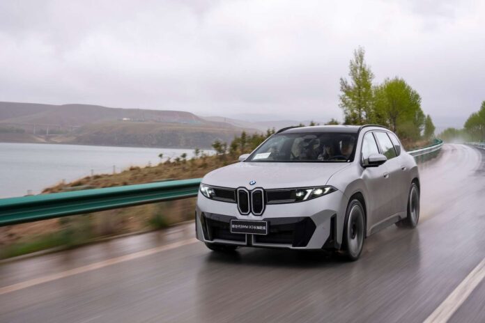 „BMW iX3“ elektromobilio bandymai (nuotr. gamintojo)