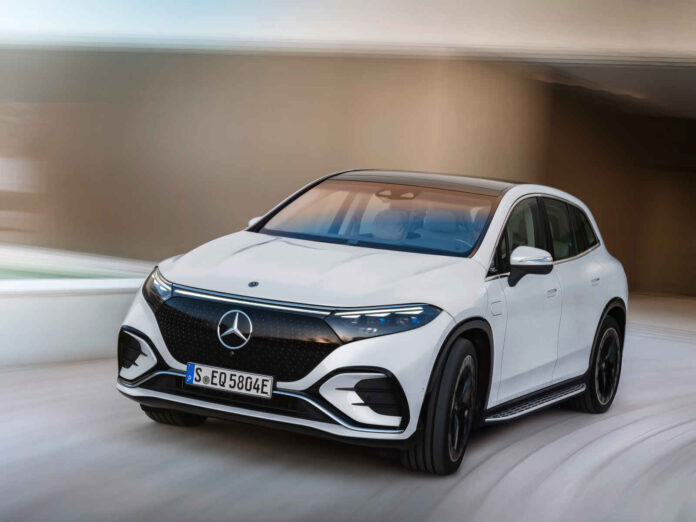 „Mercedes-Benz EQS“ SUV (nuotr. gamintojo)