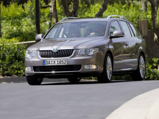 &bdquo;&Scaron;koda Superb Combi&ldquo; (nuotr. gamintojo)