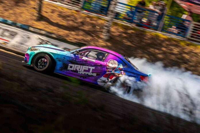 Akimirka iš „Drift Kings“ varžybų (nuotr. organizatorių)