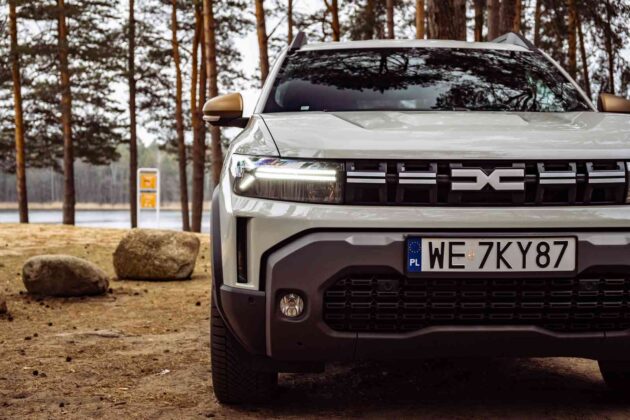 Hibridinio &bdquo;Dacia Duster&ldquo; apžvalga (nuotr. Automobilistika.lt)