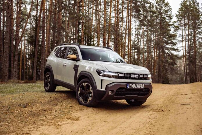 Hibridinio „Dacia Duster“ apžvalga (nuotr. Automobilistika.lt)