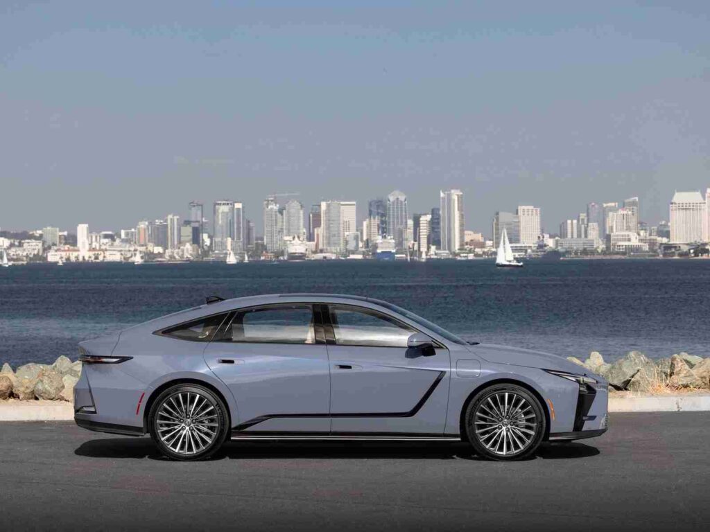 Naujos kartos „Lexus ES“ (nuotr. gamintojo)
