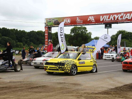 Varžybos Vilkyčių automobilių sporto komplekse (nuotr. organizatorių)