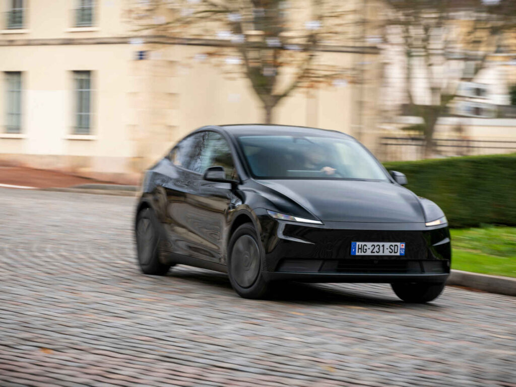 „Tesla Model Y Standard“ (nuotr. gamintojo)