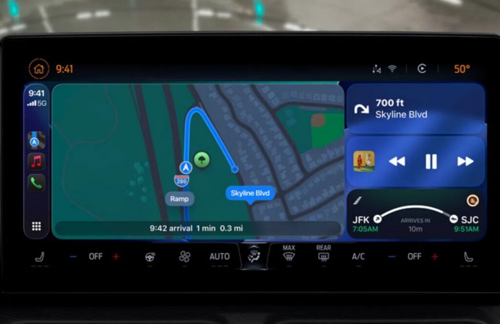 „Apple CarPlay“ sistema (nuotr gamintojo)