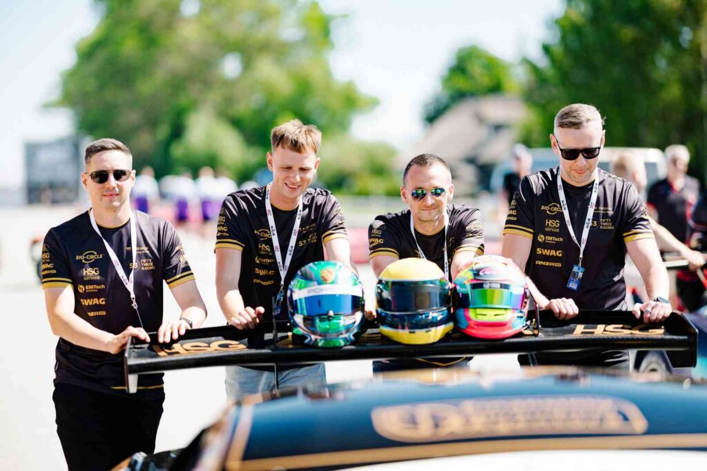 „Aurum 1006 km“ administracinė ir techninė komisija (nuotr. Andrius Laucius)