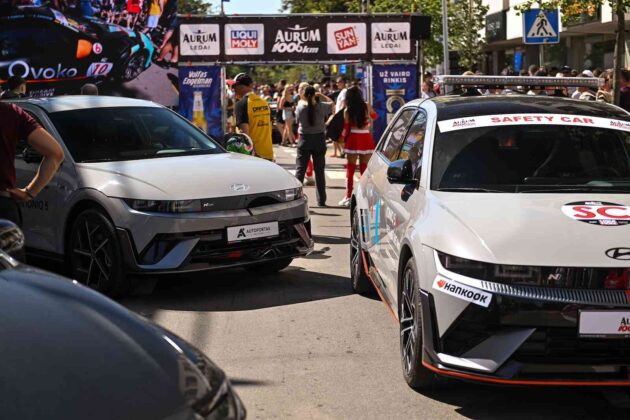 &bdquo;Aurum 1006 km&ldquo; lenktynių paradas ir &bdquo;Super Sprint&ldquo; lenktynės (nuotr. Vytautas Pilkauskas)