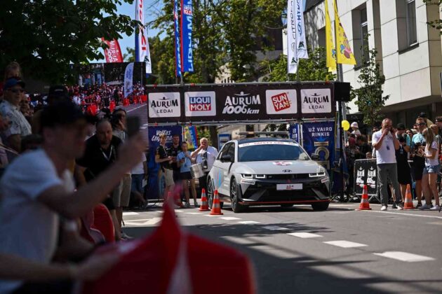 &bdquo;Aurum 1006 km&ldquo; lenktynių paradas ir &bdquo;Super Sprint&ldquo; lenktynės (nuotr. Vytautas Pilkauskas)