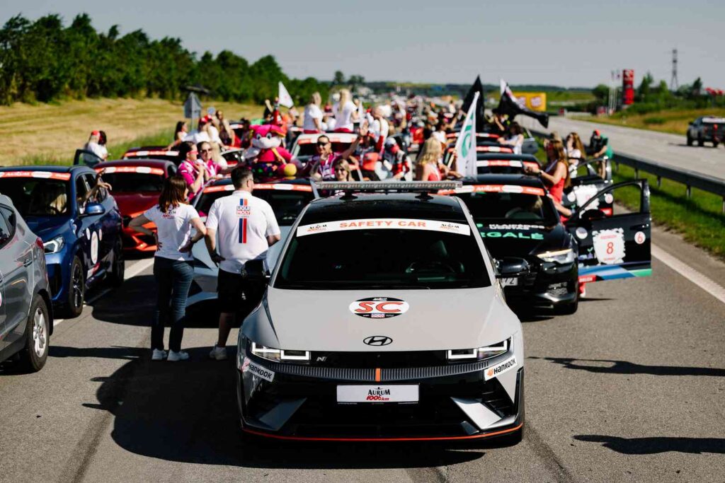„Aurum 1006 km“ metu vykstantis „Moterų iššūkis“ (nuotr. organizatorių)