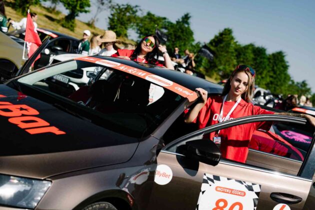 &bdquo;Aurum 1006 km&ldquo; metu vykstantis &bdquo;Moterų i&scaron;&scaron;ūkis&ldquo; (nuotr. organizatorių)