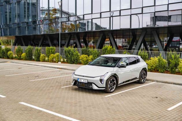 &bdquo;Kia EV4&ldquo; elektromobilis (nuotr. Automobilistika.lt)