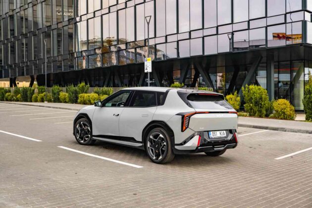 &bdquo;Kia EV4&ldquo; elektromobilis (nuotr. Automobilistika.lt)