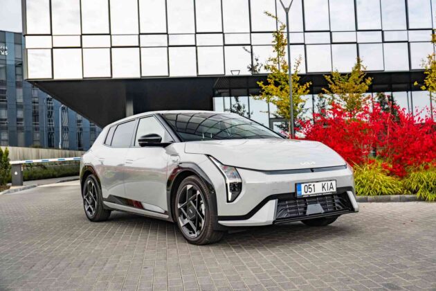 &bdquo;Kia EV4&ldquo; elektromobilis (nuotr. Automobilistika.lt)