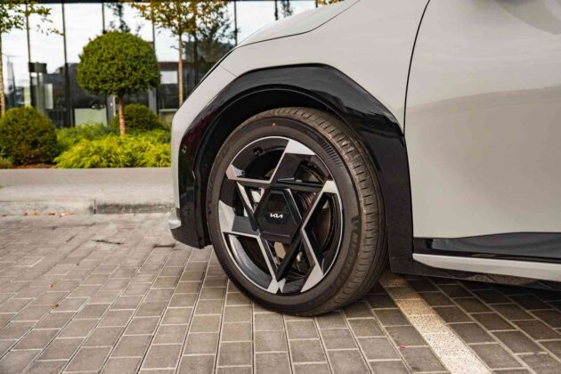 &bdquo;Kia EV4&ldquo; elektromobilis (nuotr. Automobilistika.lt)