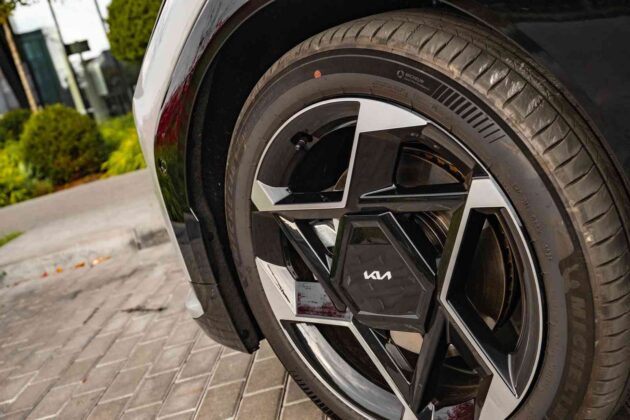 &bdquo;Kia EV4&ldquo; elektromobilis (nuotr. Automobilistika.lt)