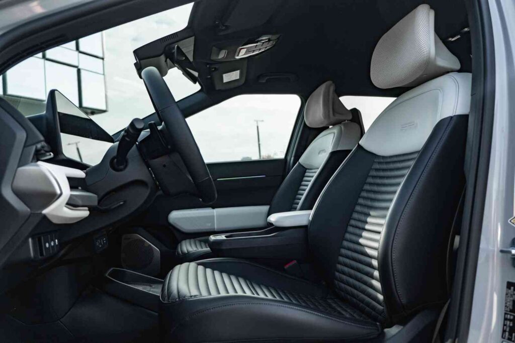 „Kia EV4“ elektromobilis (nuotr. Automobilistika.lt)