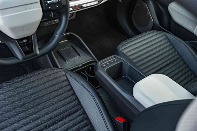 &bdquo;Kia EV4&ldquo; elektromobilis (nuotr. Automobilistika.lt)