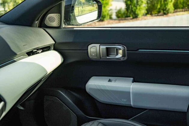 &bdquo;Kia EV4&ldquo; elektromobilis (nuotr. Automobilistika.lt)
