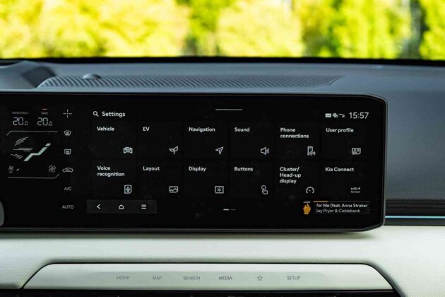 &bdquo;Kia EV4&ldquo; elektromobilis (nuotr. Automobilistika.lt)
