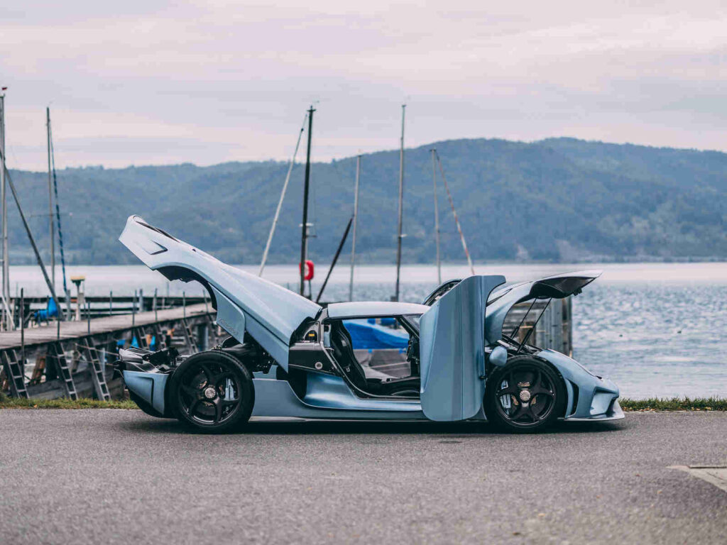 „Koenigsegg Regera“ (nuotr. gamintojo)
